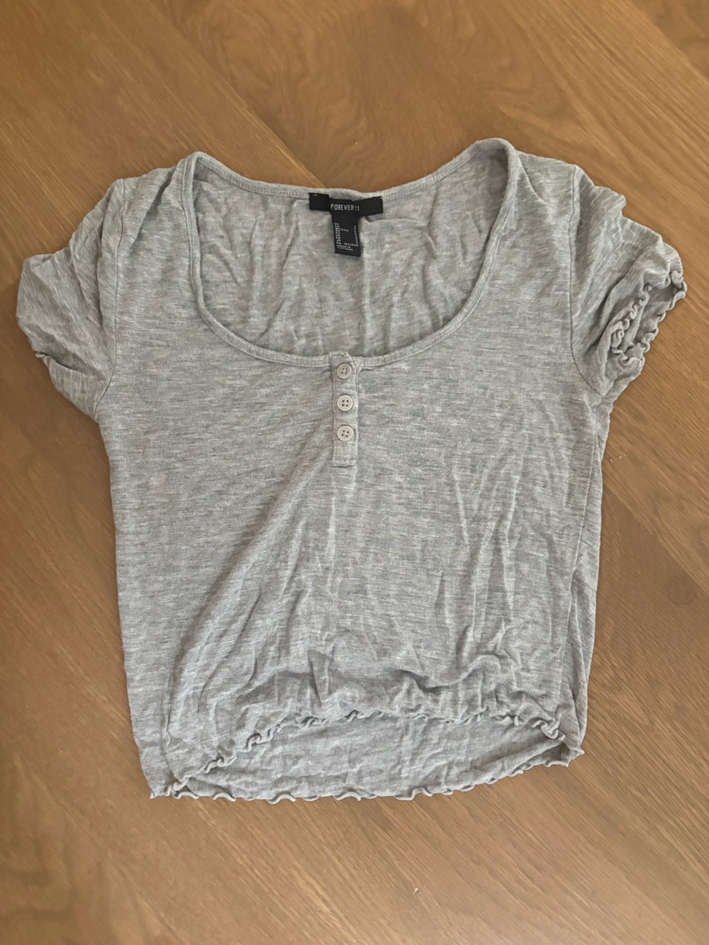 Forever 21 Light Gray Short Sleeve Crop Top Size Small